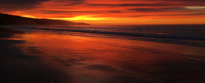 Sunrise over Apollo Bay beach
